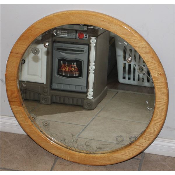 ROUND WOOD FRAME MIRROR