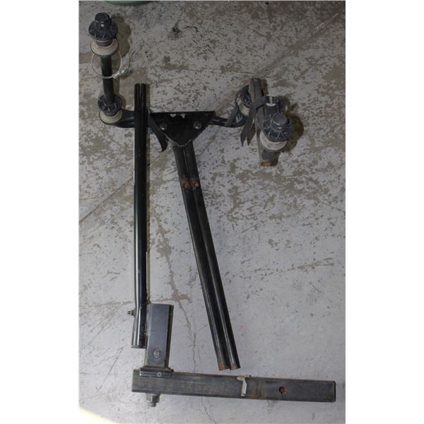INCOMPLETE THULE HITCH MOUNT BIKE RACK