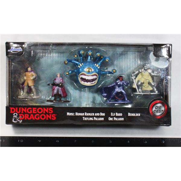 DUNGEONS AND DRAGONS DIECAST FIGURINES IN ORIGINAL