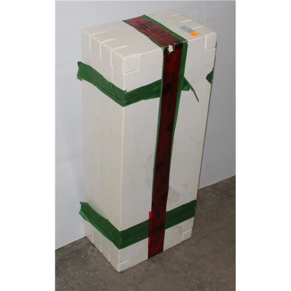WHITE PLASTIC SHELVES