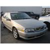 Image 1 : 2000 Volvo S70