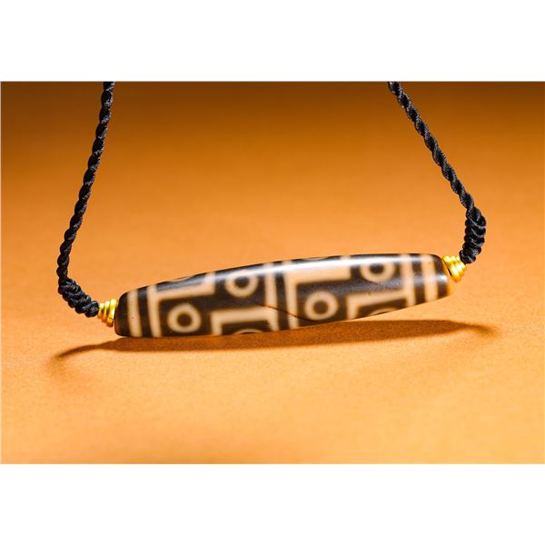 NINE-EYED SKY BEADS