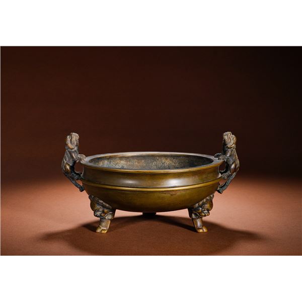 MING DYNASTY COPPER DOUBLE BEAST-EAR BEAST-FOOT STRING PATTERN FURNACE
