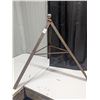 Image 1 : Trailer hitch support, 2", 29.5" tall