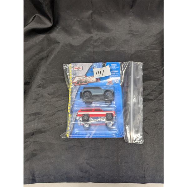 Toy bronco and blazer