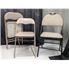 Image 1 : 3 folding chairs