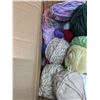 Image 3 : Large box, mixed colors yarn