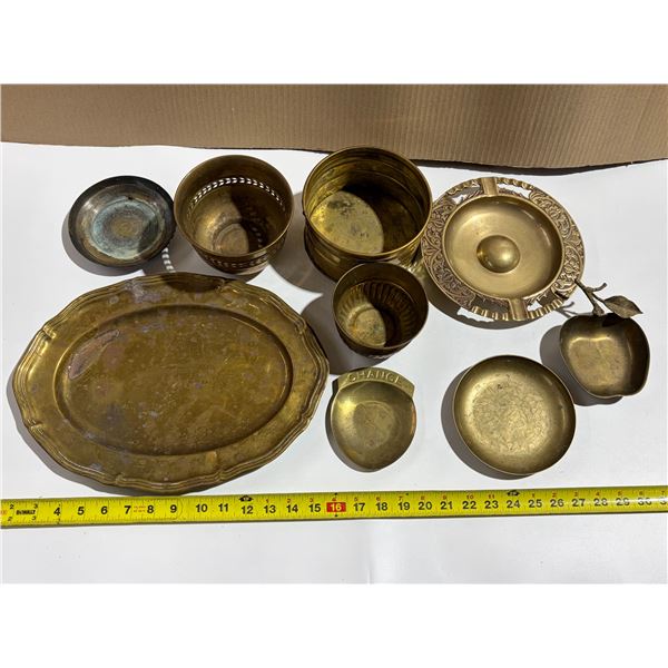 Lot of Brass Plates and Bowls – 2.25kg total