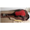 Image 5 : Acoustic Guitar w/ Case
