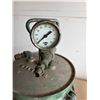 Image 10 : Vintage Webster Paint Pressure Pot Tank & Spray Gun