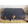 Image 1 : Vintage Trunk – 28” x 15.5” x 9”