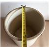 Image 3 : Vintage 5 Gal Medalta Crock