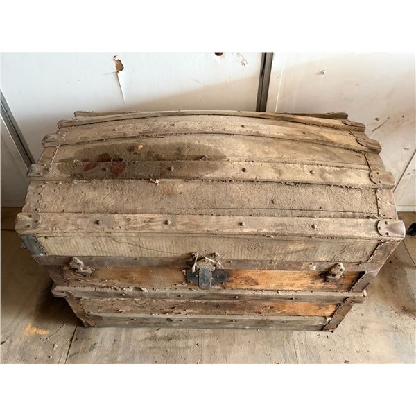 Antique Dome-Top Wooden Steamer Trunk – 24”H x 32”L x 19”W