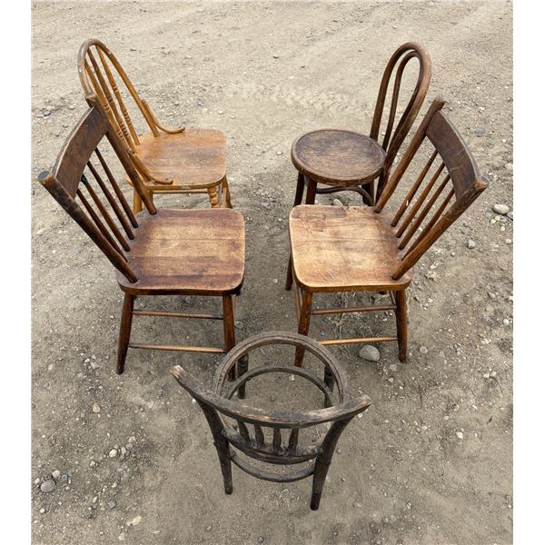 (5) Antique/Vintage Wooden Chairs
