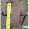 Image 3 : Antique Stewart Clipper Hand-Crank Sheep Shearing Machine Frame