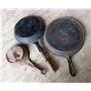 Image 4 : (3) Metal Cook Pans