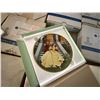 Image 2 : Box of Vintage Collectable Plates