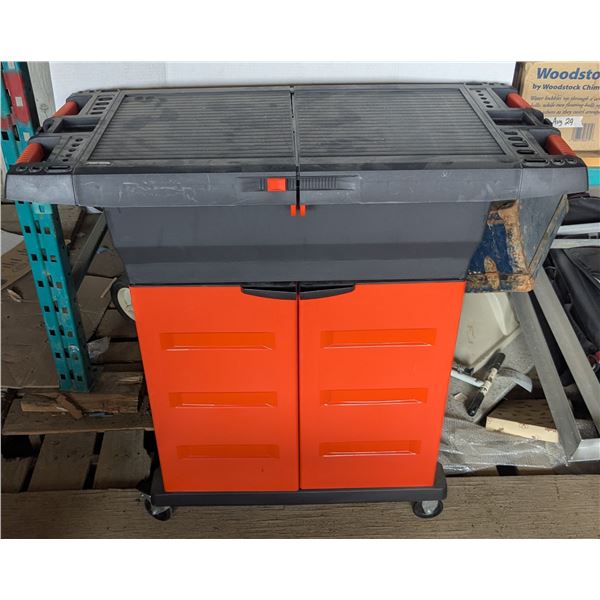 Black and decker tool cart, with sliding top