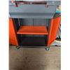 Image 3 : Black and decker tool cart, with sliding top