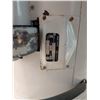 Image 2 : Vintage "Speed Queen" wringer washer