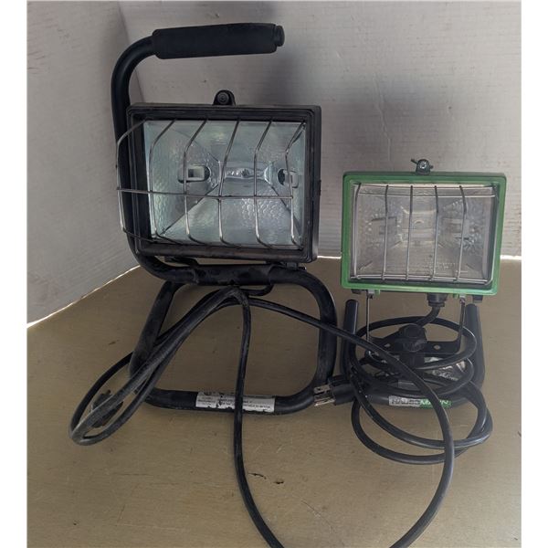 2 halogen work lights, untested