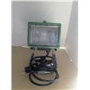 Image 2 : 2 halogen work lights, untested
