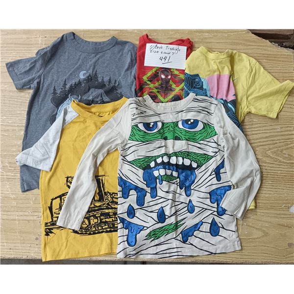 Boys T-shirt Sizes 6 and 7