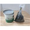 Image 2 : Tabacco Tin with Gun Black Powder