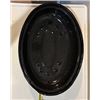 Image 2 : Vintage Blue White Speckled Enamelware 14” X 10” X 6” oval roaster with l