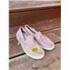 Image 1 : Sanuk Shoes - Size 7
