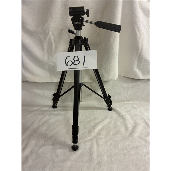 Gemini Tripot Model 323 B 60'' High