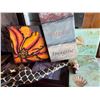 Image 6 : Lot of Pictures and Wall Hangings.