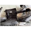 Image 6 : Snowlion Snow Shoes Size 10 and Bauer Skies Boot Size 13.5.