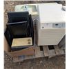 Image 3 : Mixed pallet lot, kitchen appliances and home electronics