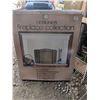 Image 4 : Painted 3pc fireplace screen w/ round fire pit cooking grate