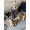 Image 3 : Misc. Lot – Home Décor, Figurines, Stool, etc.