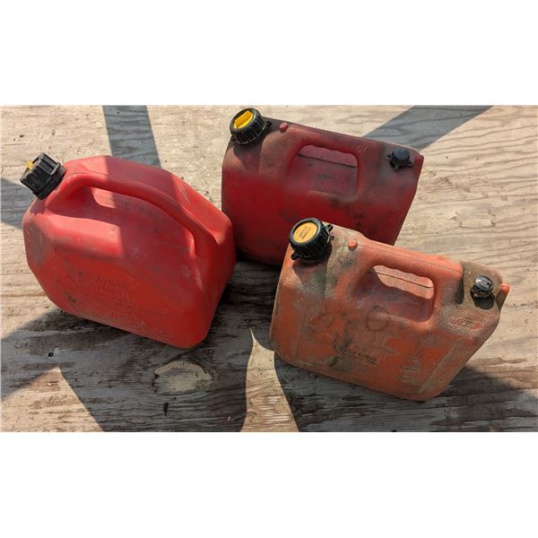 3- 10L gas cans