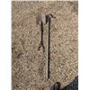 Image 2 : Spade and garden hoe