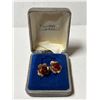 Image 1 : Set of vintage rose earrings. For pierced ears.