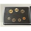 Image 2 : 2000 Specimen Set. 7-coin set. 7-coin set with Knowledge $2 Toonie. Housed in its original RCM case 