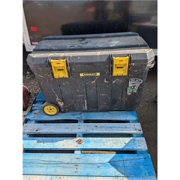 XL Stanley mobile tool chest