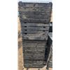 Image 2 : 5 sets of plastic shelves, 36x18"