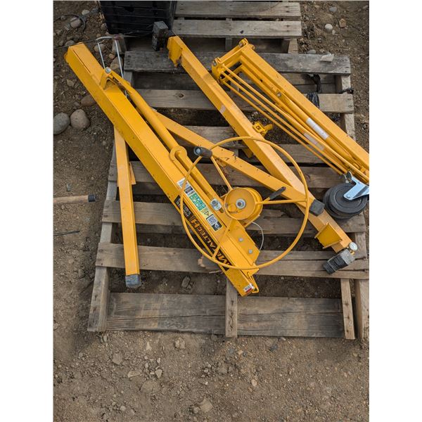 Drywall hoist, dissasembled
