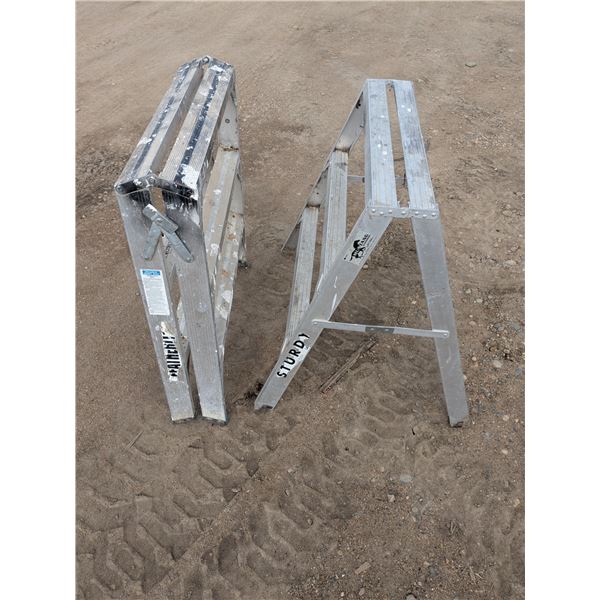 2 aluminum ladder sawhorse, 30x36"