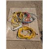Image 1 : 4 extension cords, with power bar
