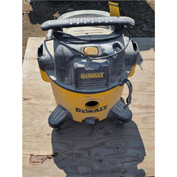 Dewalt shop vac- untested