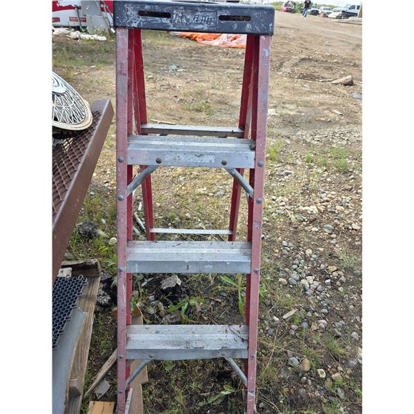 4ft ladder