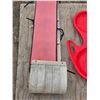 Image 4 : Small tobogan- 3.5ft and plastic sled