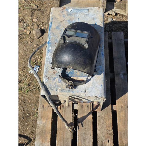 Miller welder- 225 volt- untested