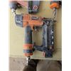 Image 4 : 3 rigid air powered brad nailers